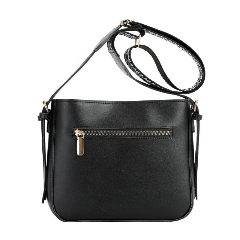 Hudson Pebbled Leather Large Messenger Crossbody  | Womens Crossbody Bags Crossbody Bags Black